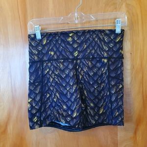 Constantly Varied Gear 5 inch shorts size xs